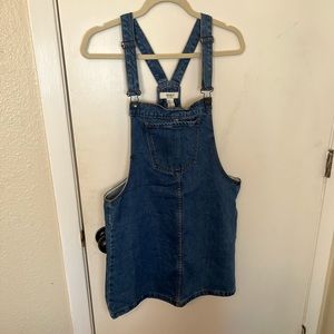 Overall dress